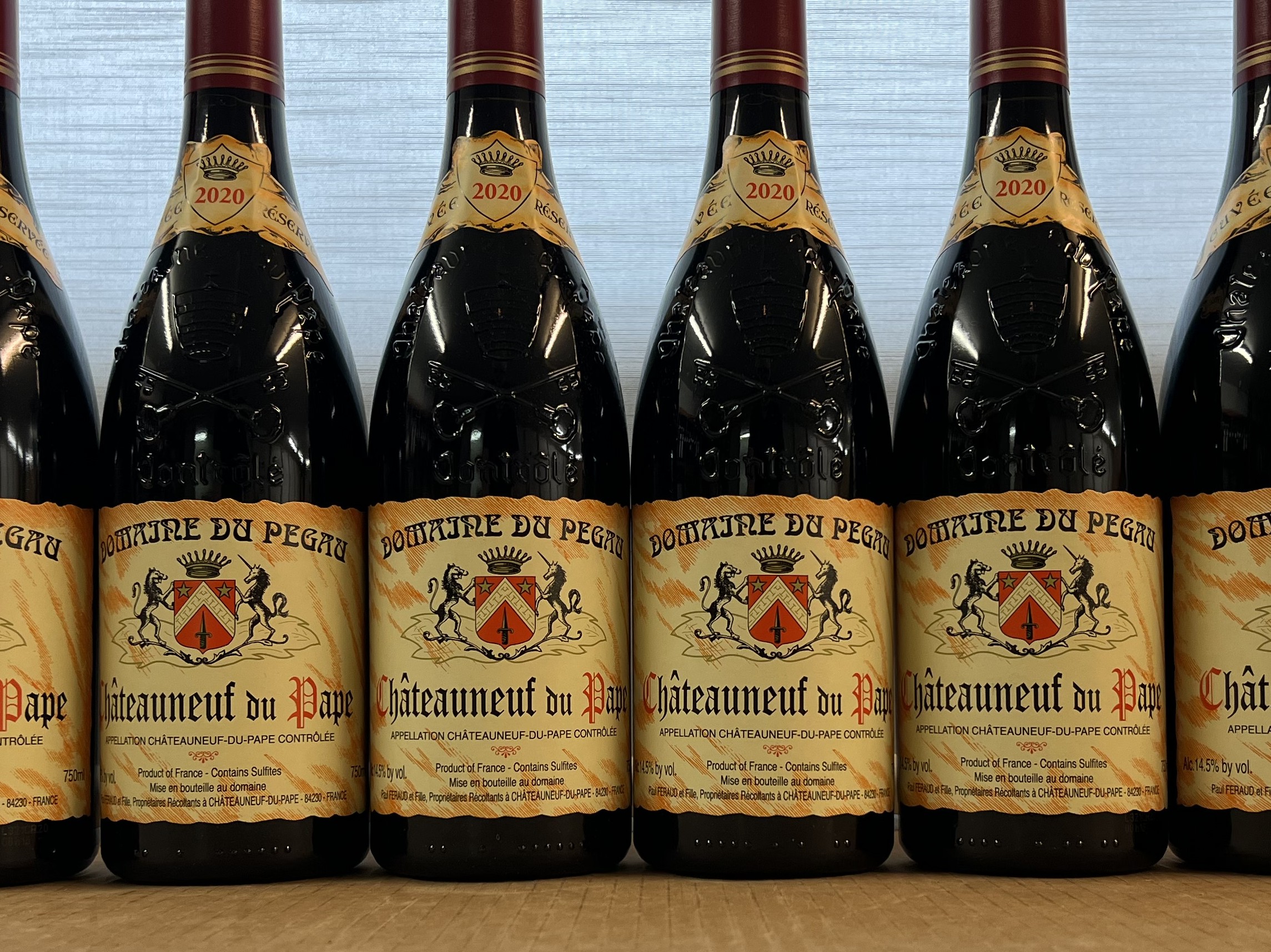 Chateauneuf du Pape Cuvee Reservee 2020, 6 Fl.