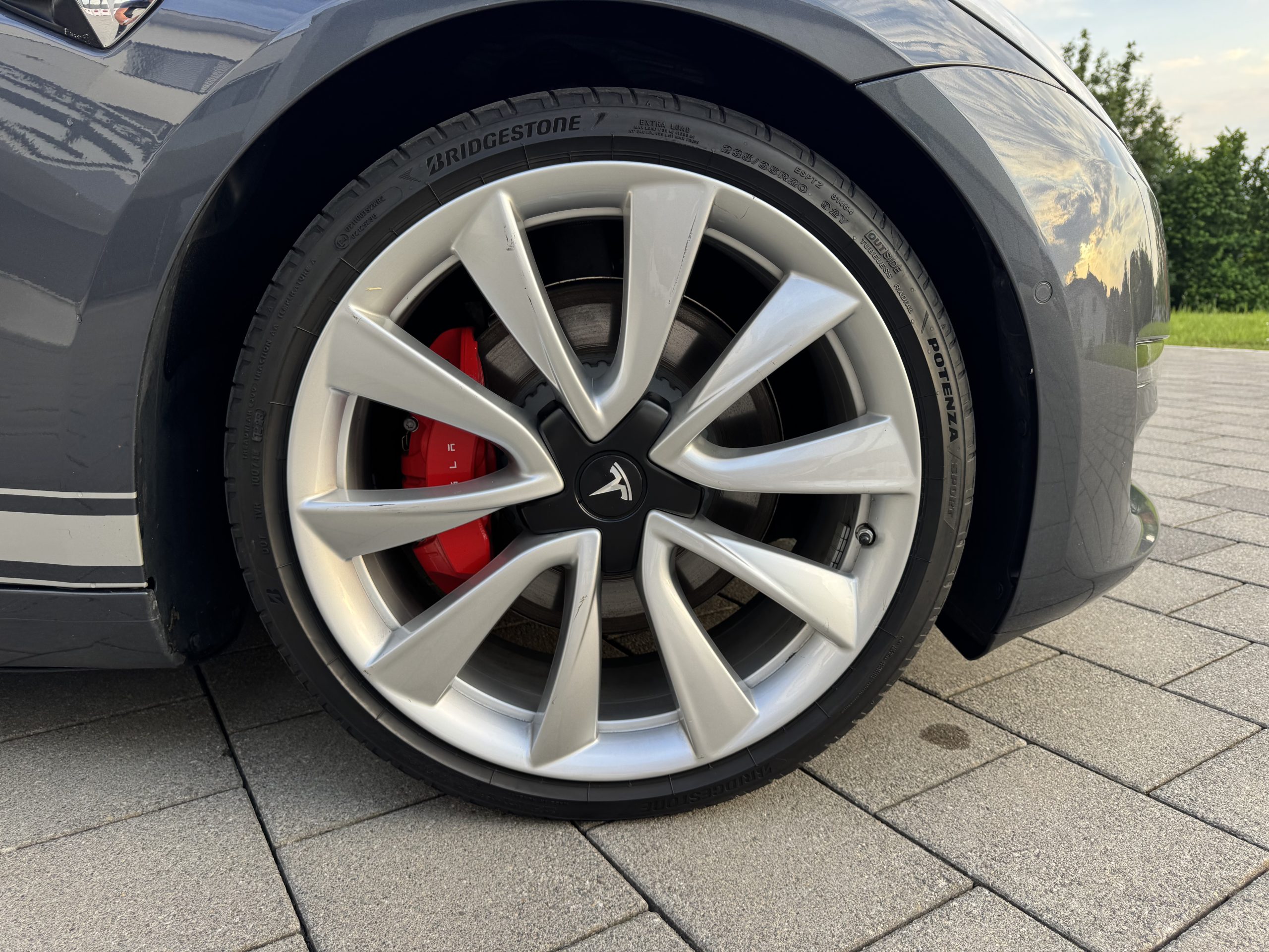 TESLA MODEL 3 Limousine – Bild 23