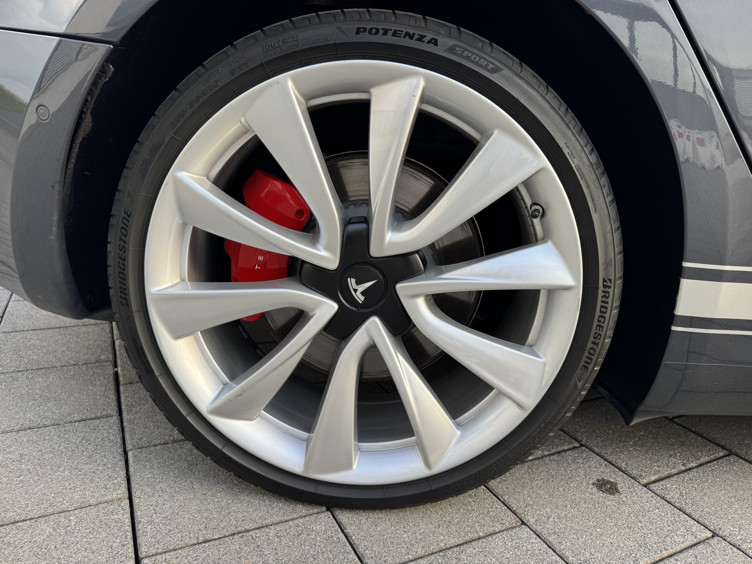 TESLA MODEL 3 Limousine – Bild 22