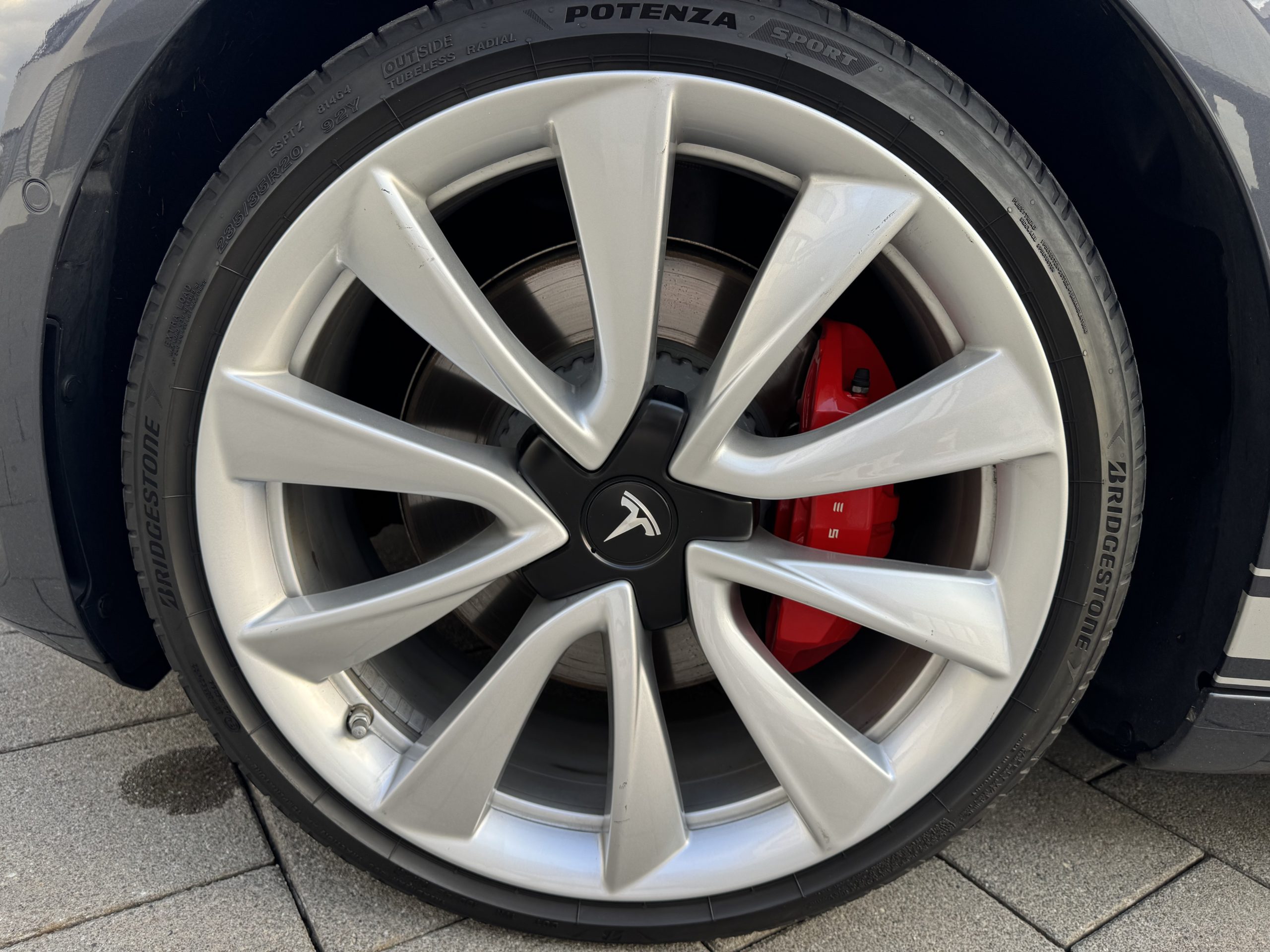 TESLA MODEL 3 Limousine – Bild 21
