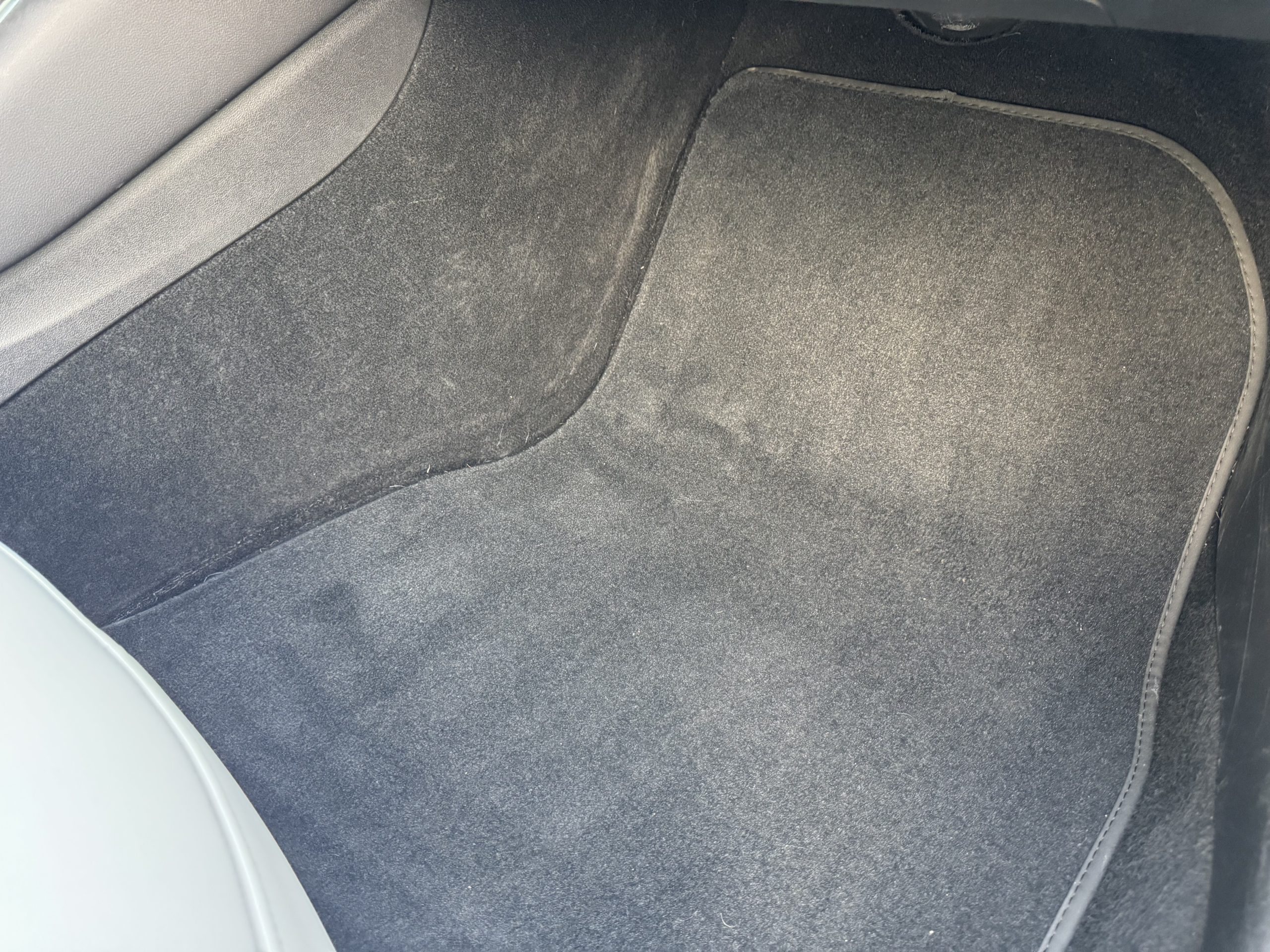 TESLA MODEL 3 Limousine – Bild 15