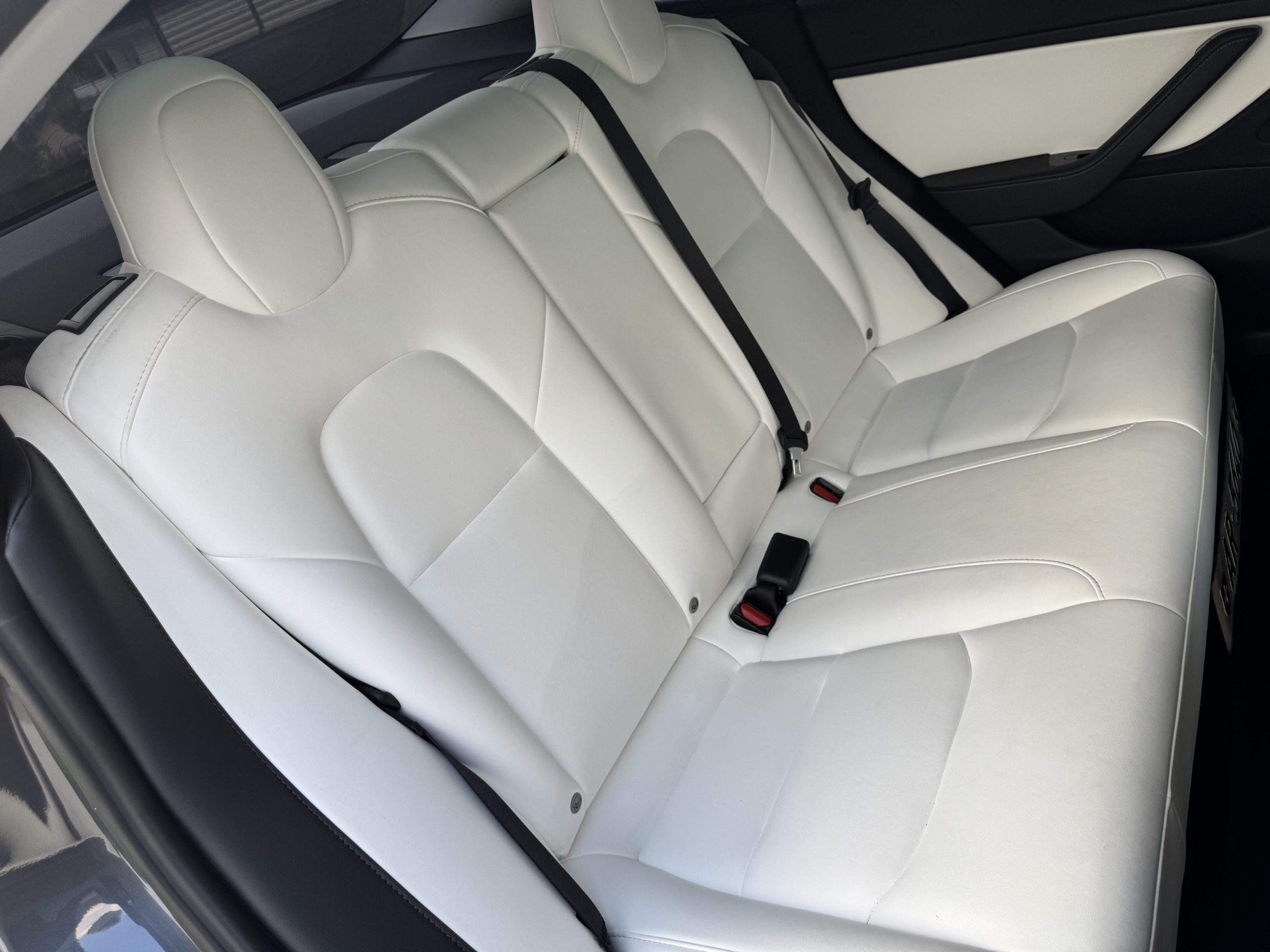 TESLA MODEL 3 Limousine – Bild 16