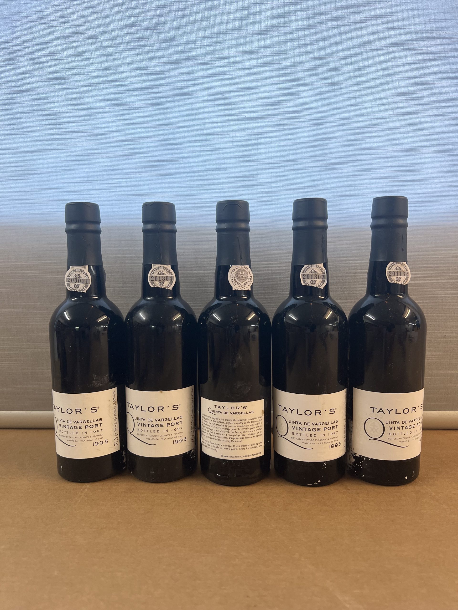 Taylor Port Vargellas 1995, 5 halbe Fl. OHK – Bild 3