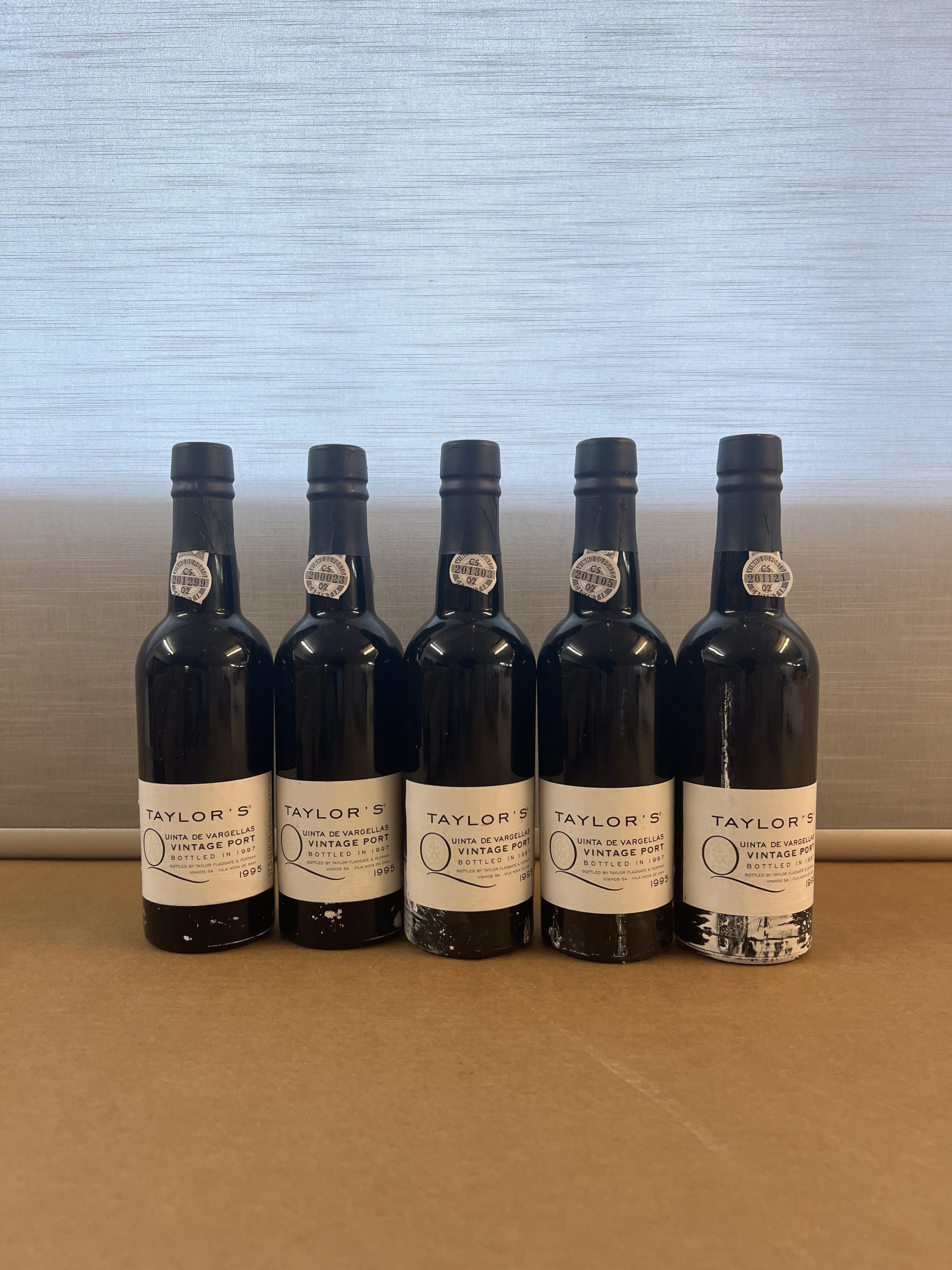 Taylor Port Vargellas 1995, 5 halbe Fl. OHK – Bild 2