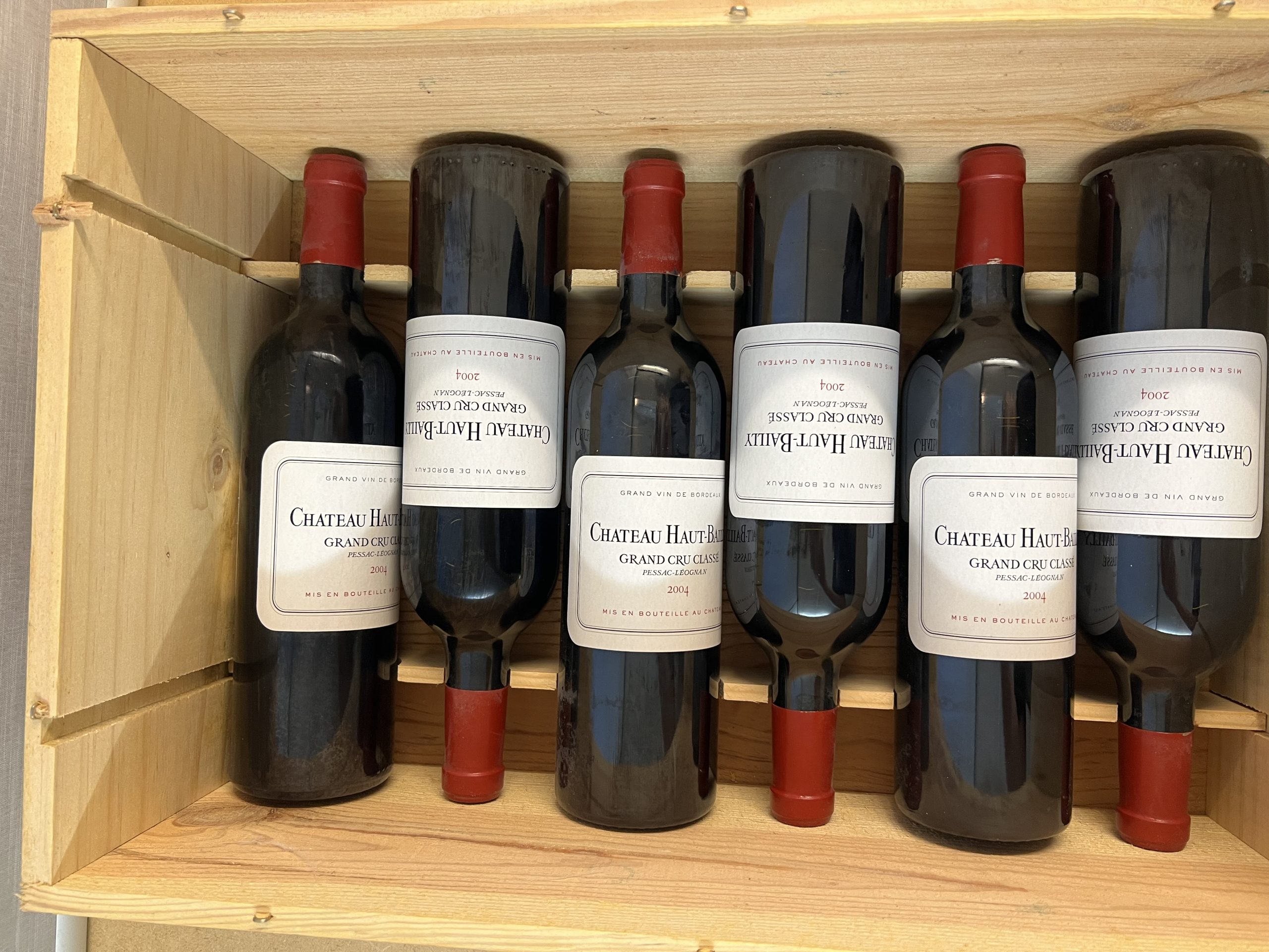 Chateau Haut Bailly 2004, 6 Fl. OHK – Bild 2